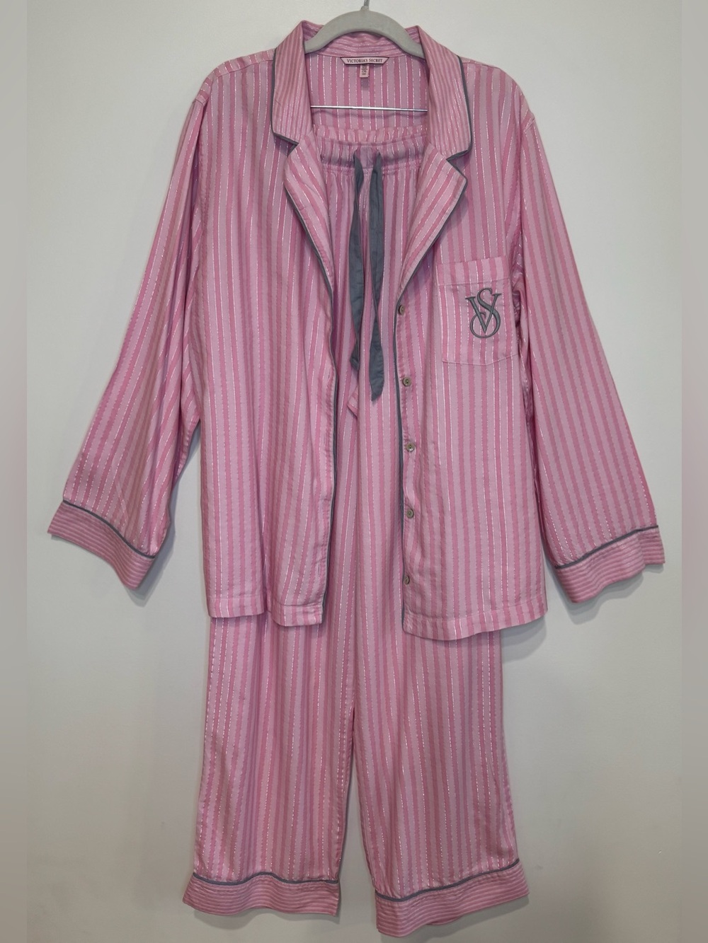 Victoria’s Secret Long Sleeve Striped Pajama Pants Set Relaxed Fit Size L